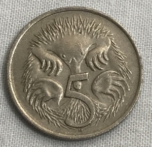 AUSTRALIA 1966 . FIVE 5 CENTS COIN . ECHIDNA . gVERY FINE