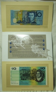 AUSTRALIA 1993 . TEN 10 DOLLARS BANKNOTES . TWO  NOTE SET . EVANS/FRASER, FRASER/COLE . FIRST PREFIX AAA