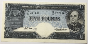 AUSTRALIA 1960 . FIVE 5 POUNDS BANKNOTE . COOMBS/WILSON . LAST PREFIX TD09