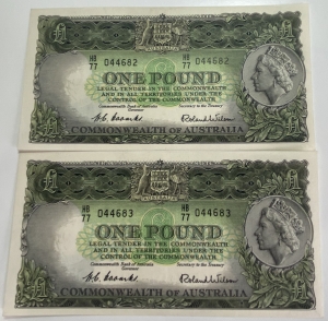 AUSTRALIA 1953 . ONE 1 POUND BANKNOTE . COOMBS/WILSON . CONSECUTIVE PAIR