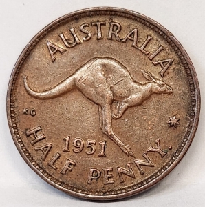 AUSTRALIA 1951Y. HALF 1/2 PENNY . VARIETY . ROTATED TO 11 O'CLOCK