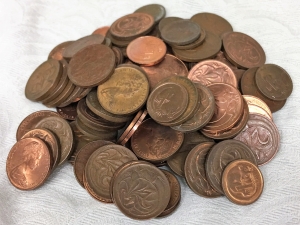 AUSTRALIA 1966 ONWARDS . ONE 1 AND TWO 2 CENTS . OVER 400grams . ALL COPPER COINS